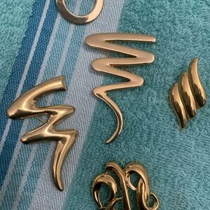 Gold Tone Abstract Brooch Set
